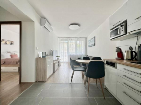 Premium Apartment by Hi5 - Zamardi One-bedroom, Zamárdi